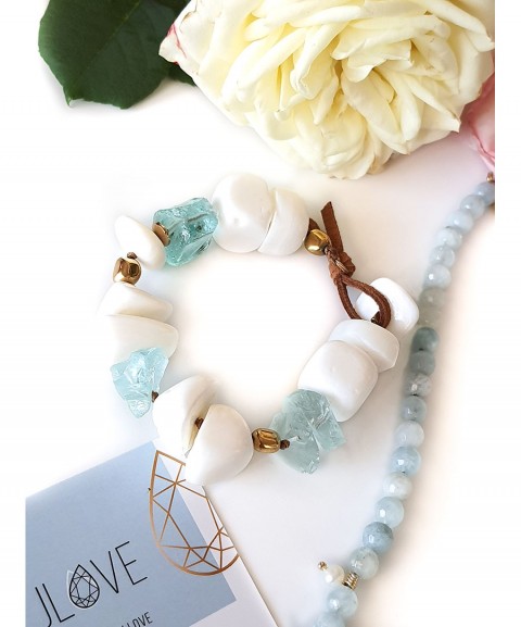Bracelet with white and...