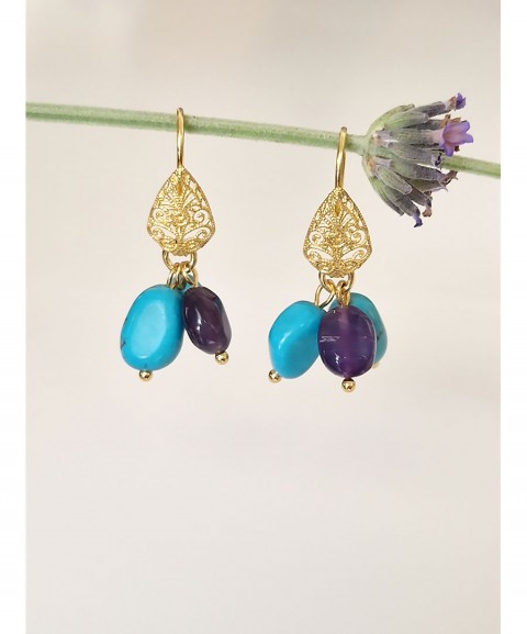 Lace earrings with amethyst...