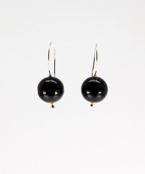 Onyx balls earrings